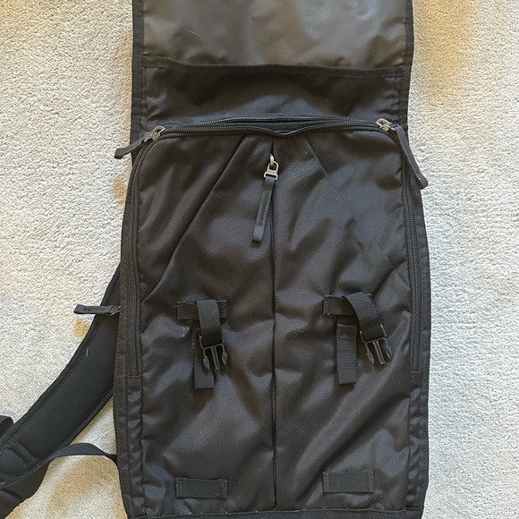 Victorinox Black Flip-top Laptop Backpack - Picture 2 of 8